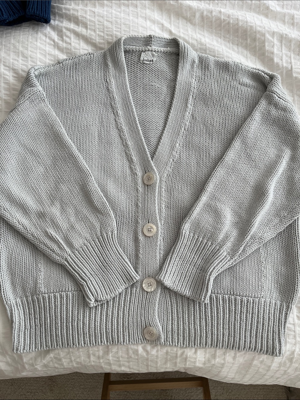 Babaa Cardigan no 16 in Smoked Salt